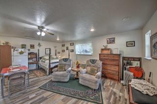 Pet-Friendly Libby Cottage with Mountain Views! - Libby - 0