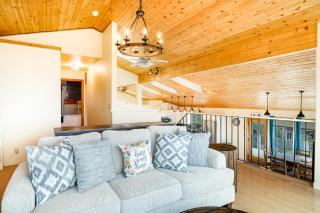 The White Anchor - 6