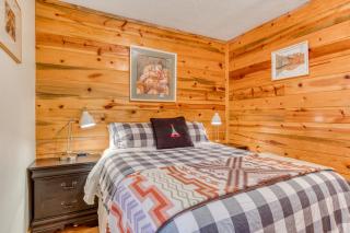 Blue Pine Chalet - 1