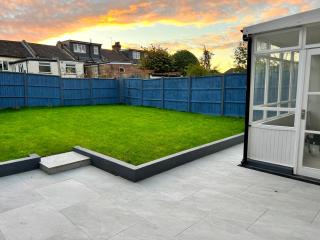 Detached 5 bedroom house, ideally located - Finchley - 8