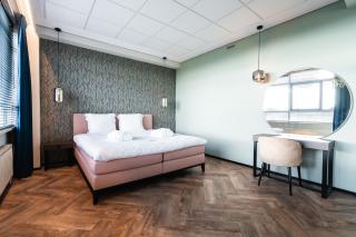 Onderwijshotel De Rooi Pannen Eindhoven - Eindhoven - 0