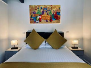 Crows Hotel - 2