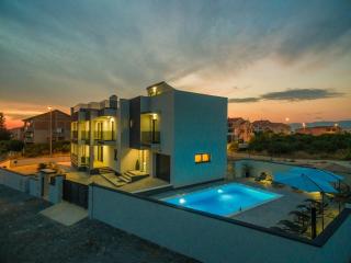 Villa Nika ZadarVillas - Zadar - 0