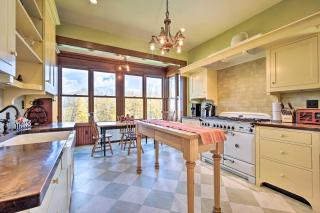 Pet-Friendly Moriah Homestead with Fire Pit! - Port Henry - 2
