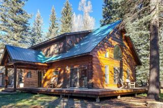 Bayfield Cabin with Wraparound Deck and Fire Pit - Bayfield - 0