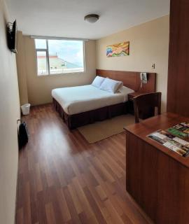 Hotel Madrid - La Paz - 8