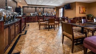 Best Western Plus Midwest Inn & Suites - Salina - 6