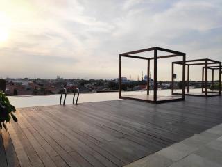 Apartemen grand kamala lagoon by 21 Room - Bekasi - 9