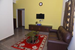 FOUR SEASONS HOME STAY - 9