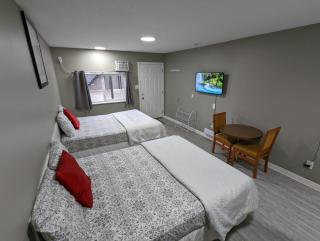 Riverside Motel - Medicine Hat - 1