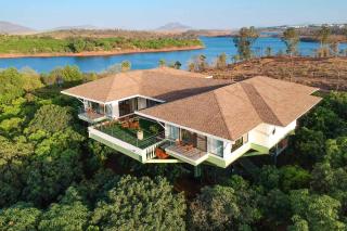 StayVista at Nihira Farms with Lake View - Kamshet - Takwa Budrukh - 6