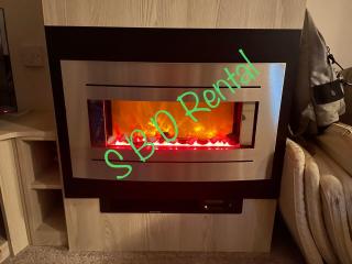 Summer Breeze Deluxe Caravan Rental - Saint Osyth - 2