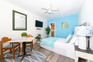 Tropic Isle Hotel & Apartment - Hollywood - 9