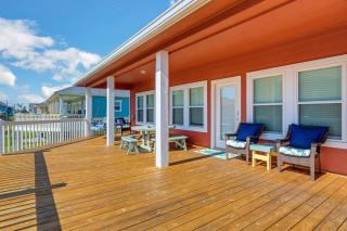 Coastal Cajun Getaway On The Beach! home - Bolivar Peninsula - 4