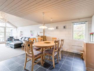 6 person holiday home in Nørre Nebel - 6