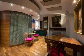 Main Square Studio with TERRACE & Air condition - 1