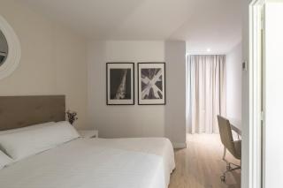 LATROUPE Grand Place - 3