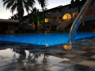 Asteraki ApartHotel - 8