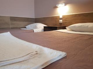 Asteraki ApartHotel - 7