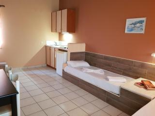 Asteraki ApartHotel - 4