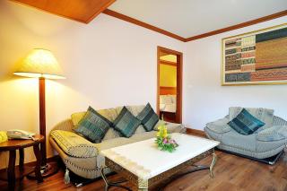 Baumanburi Hotel Patong - 7