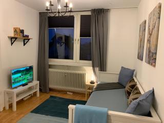 Haus am Stadtrand mit super Verbindung in die City - 1