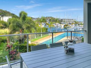 Beachside Apartment 14 - Nelly Bay - 0