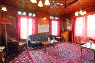 Houseboat Lily of Nageen - Srinagar - 3