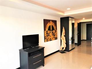 Platinum Suites, Thepprasit Road - large top floor studio - Pattaya South - 7
