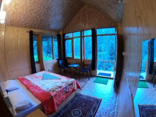 Reverberate Cafe & Cottages - Negi's Place - Jibhi - 6