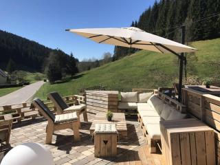 Berghotel und Restaurant Kräuter Chalet - Furtwangen - 7