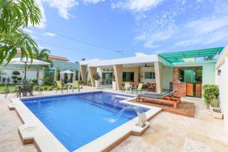 Villa Alida Nagua Pool Beach Dailymaid & Bbq - Matancita - 0