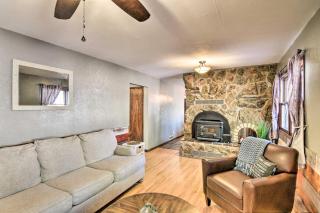 Charming Leadville Retreat with Private Hot Tub - Leadville - 5