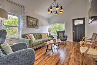 Fredericksburg Getaway with Covered Deck and Fire Pit! - 0