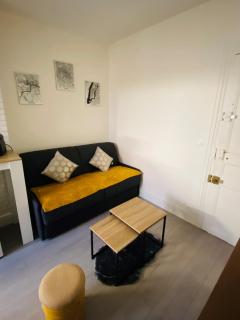 ENGHIEN-LES-BAINS: studio au cœur du centre ville. - Enghien-les-Bains - 1