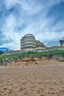 101 Bermuda-Luxury with magnificent ocean views - 1