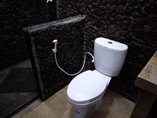Cewin's Homestay - Kuta Lombok - 8