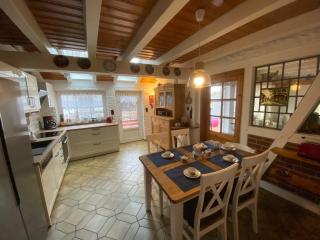 Lindenhuus-Urlaub unter einem Teilreetdach-Terrasse - Nahe Norden-Norddeich - Osteel - 3