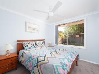 Pebbles By The Beach 1 home away from home - 1