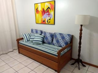 Apartamento 2 dorm - 1 quadra do mar - 5