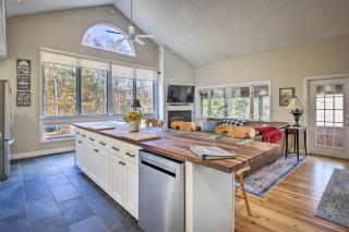 White Mountains Home with Hot Tub - Walk to Town! - North Conway - 9