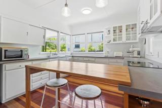 Artist's Cottage - Cosy Home in Quiet Leafy Street - Toowoomba - 7