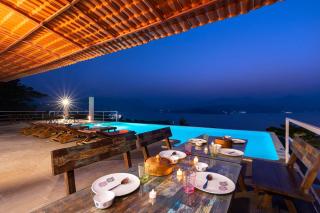 StayVista's Princess - A Villa with Infinity Pool & Breathtaking Views - Lonavala - 7