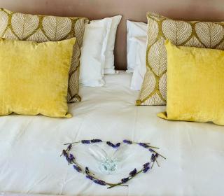 Sandra's Guest House - 1