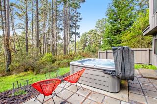 Tree-to-Sea Haven - Valley Crossing - 9