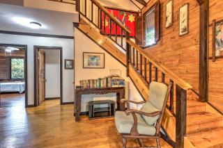 Casa Ylang - Tropical Chalet - 3 Bed, 2 Bath private home - walk to beach - 2