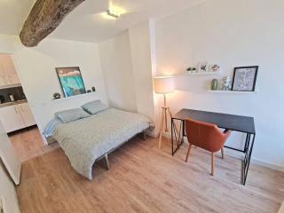 GregBnb - T2 Design 38m2 - Toulon Est - Wifi Fibre - n7 - 8