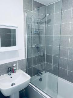 Cosy Family Home - Coventry City Centre - Entire House - Coventry - 9