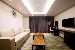 Gloucester Hotel Jeju - 4