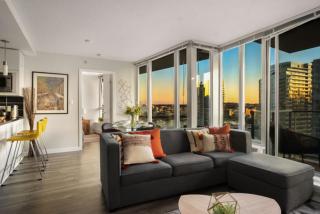 Beautiful Bright Modern Condo with Water view and AC in DT Vancouver 2BR,3BD,2BT sleeps 6 guests Free parking Netflix Included - Vancouver - 3